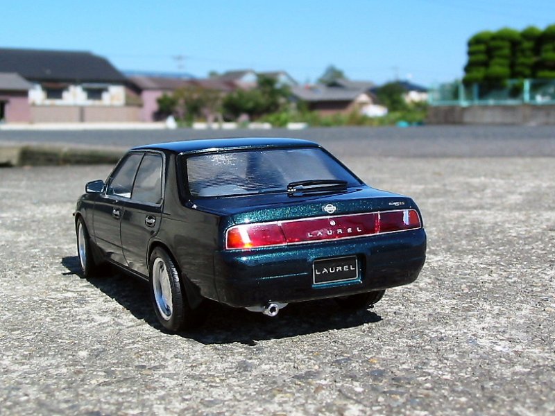 LAUREL 25 TWINCAM CLUB S LAUREL 25 TWINCAM CLUB S