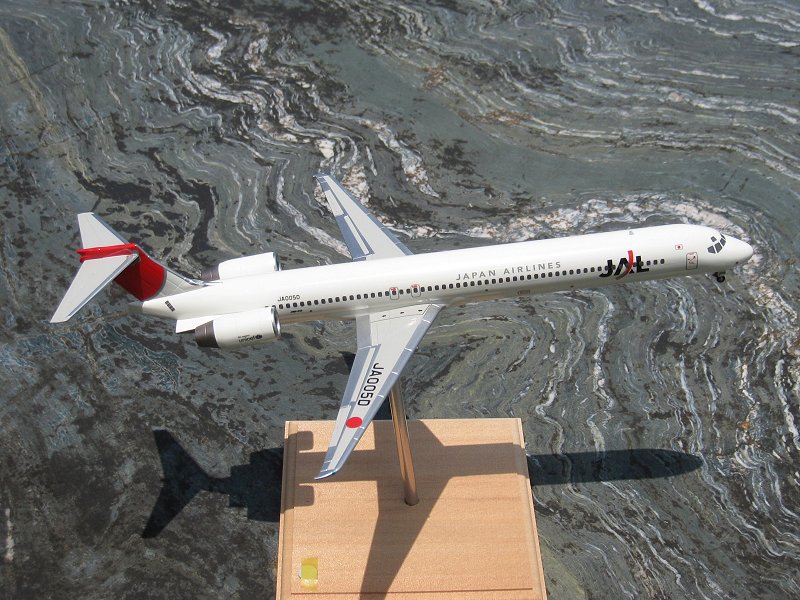 レア1/100 JALアーク塗装マクドネル・ダグラス MD-90 JA8063 レア1/100